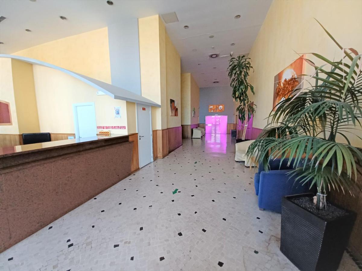 Oasis Beach Apartment Portimão Εξωτερικό φωτογραφία